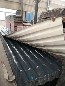 四川小區(qū)車棚采用樹(shù)脂瓦 美觀耐用，防腐耐候的智慧選擇